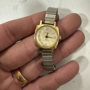 Vintage Timex Watch Women’s Indiglo Gold Tone W/ Silver Band - NL